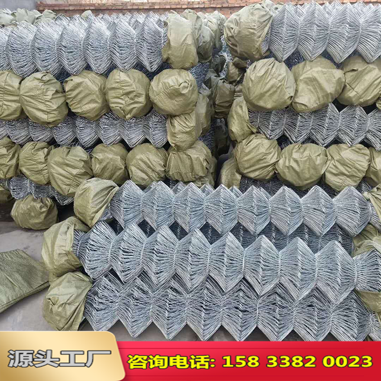 河南礦用鐵絲菱形網(wǎng)圖片1