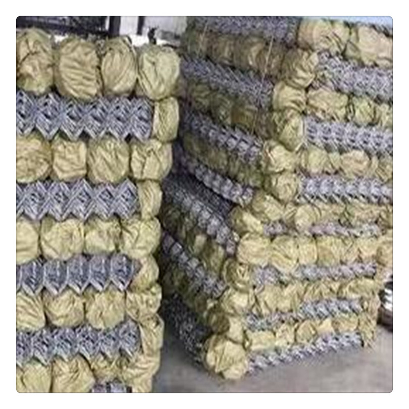 新疆焦作礦用菱形勾花網33噸發貨圖片2